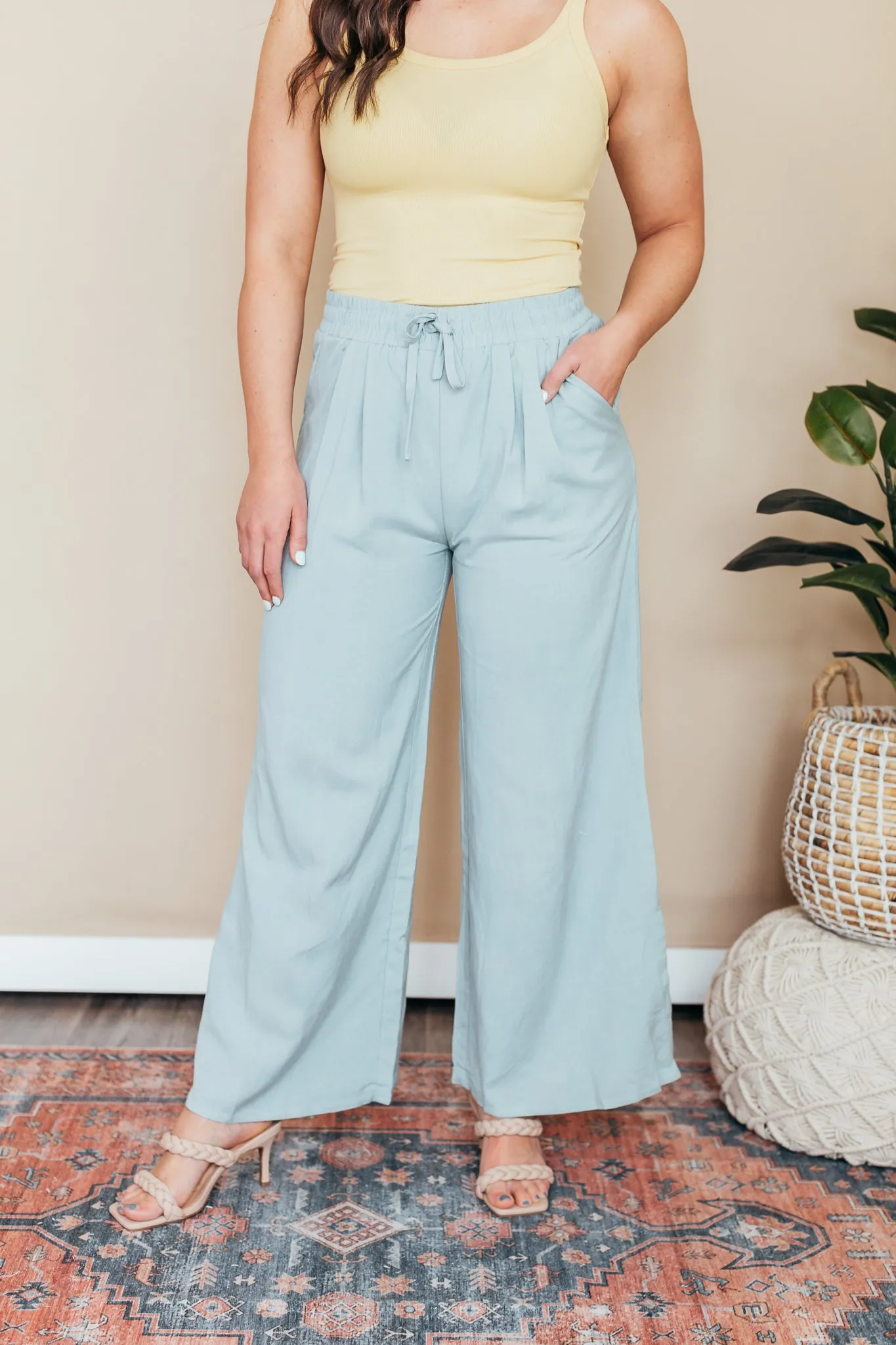 Lightweight Wide Leg Pants - 2 Colors