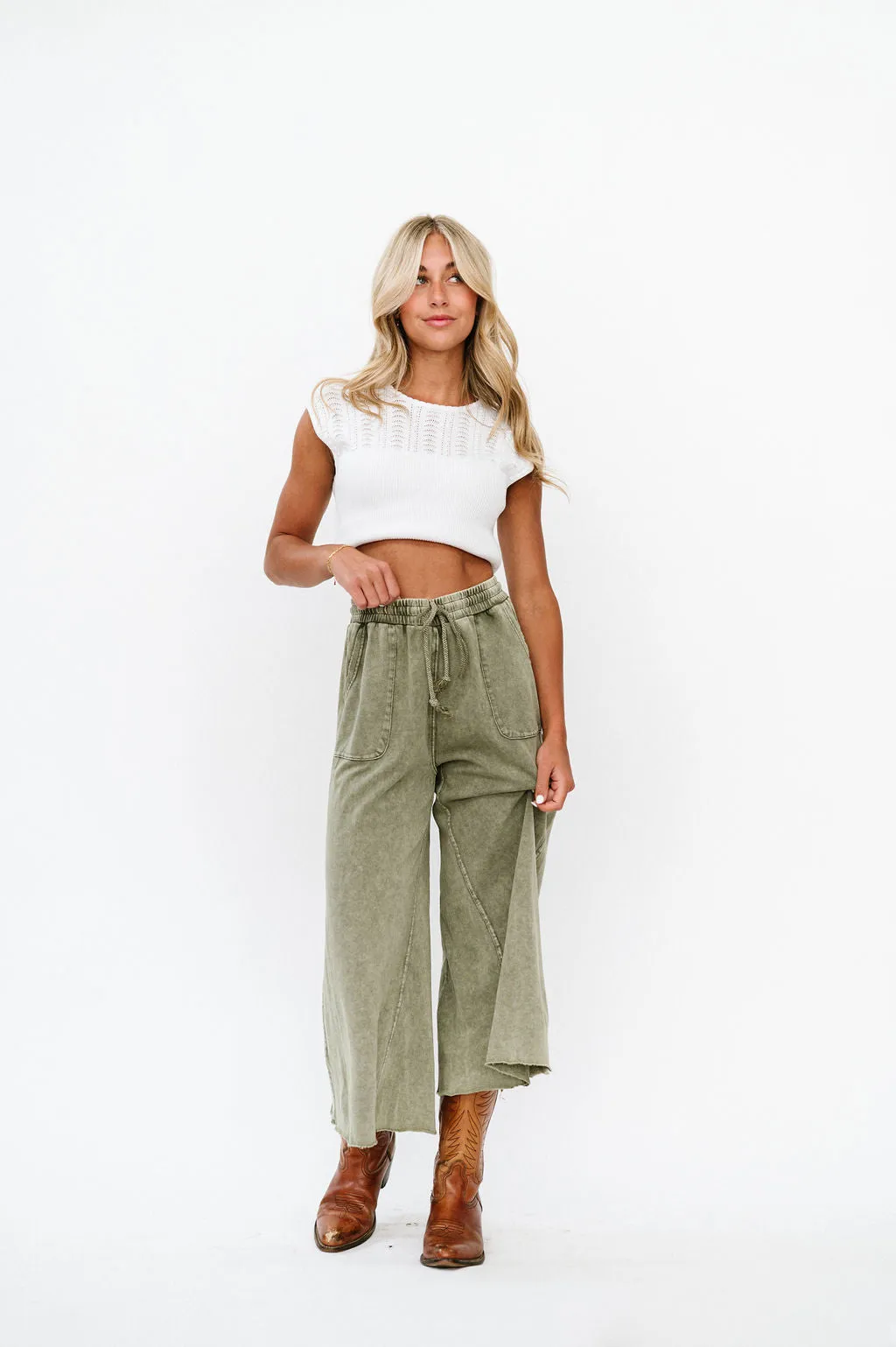 Lisa Wide Leg Pants in Olive