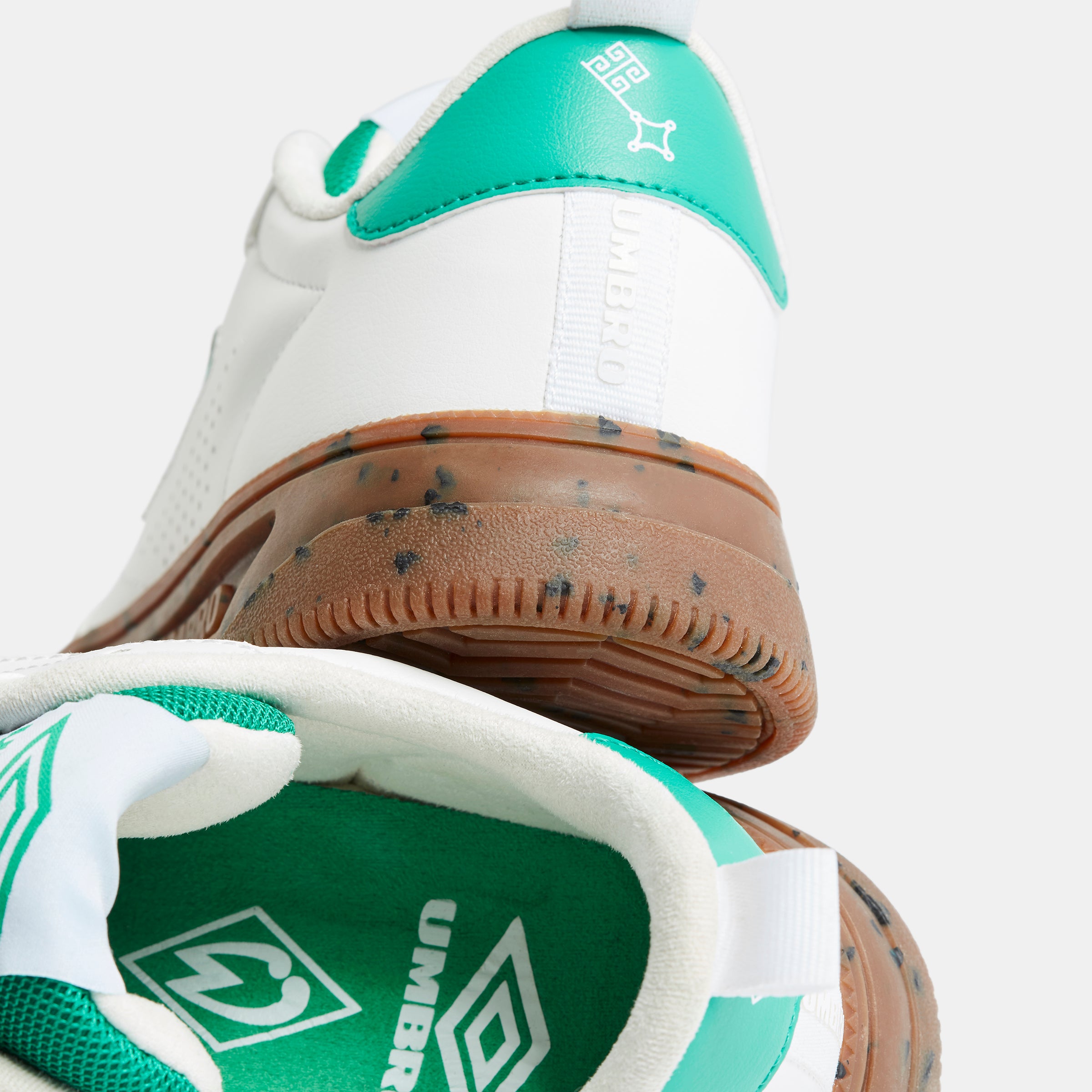 Umbro Highway WB White / Green