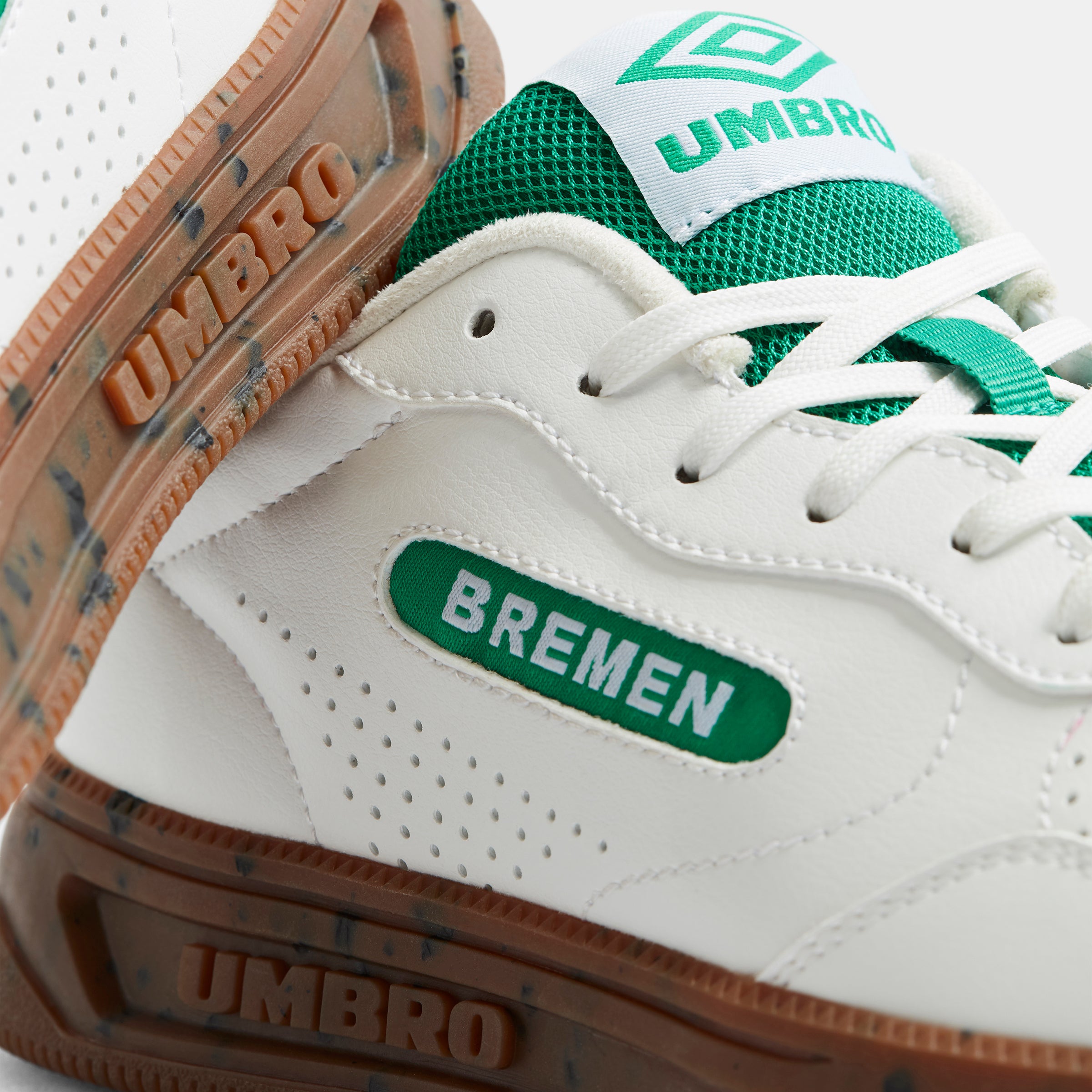 Umbro Highway WB White / Green